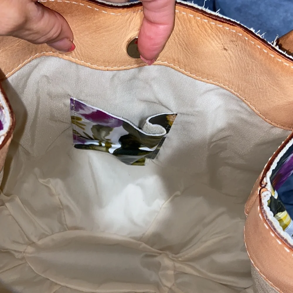Nwot Maurizio Taiuti Floral italian Leather hobo bag_16